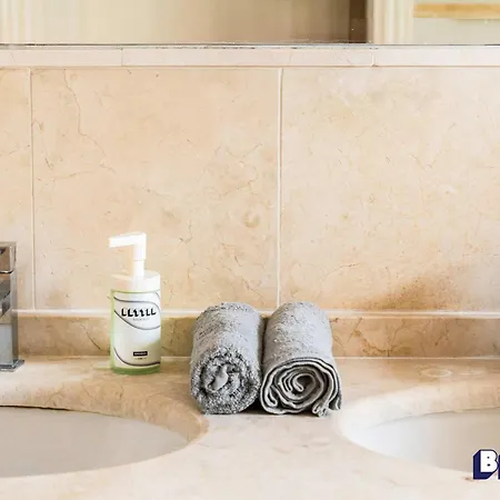 Last Years Winner By Better Bookings Апартаменти *